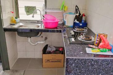 Jelutong Apartment, Selayang Heights