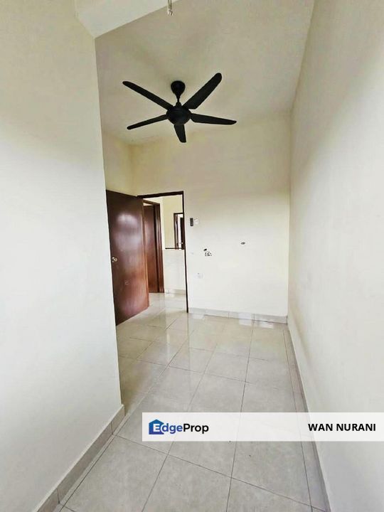 End Lot Double storey house Bukit Naga Sek 32 Shah Alam for sale, Selangor, Shah Alam