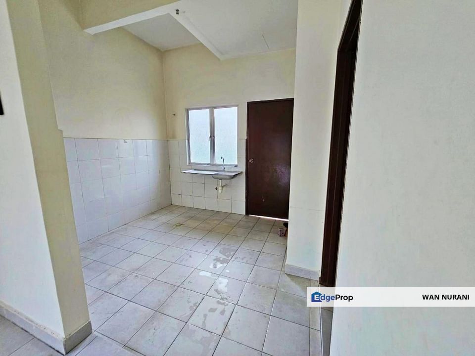 End Lot Double storey house Bukit Naga Sek 32 Shah Alam for sale, Selangor, Shah Alam