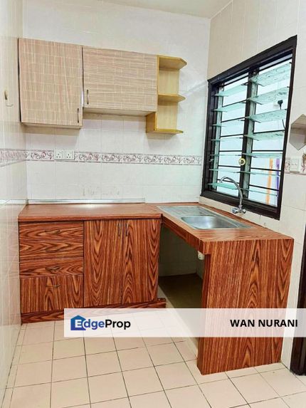 Fully Furnished Renovated Apartment Flora Damansara, Damansara Perdana for Sale , Selangor, Damansara Perdana