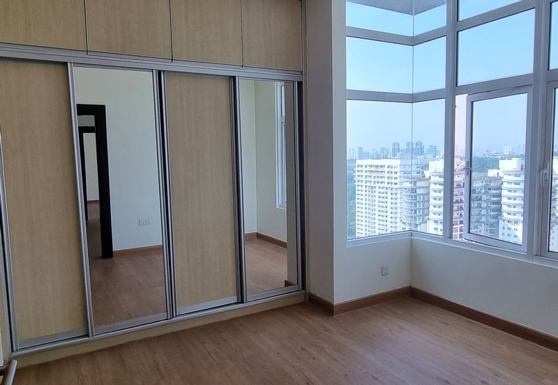 Dua Sentral Residential Tower