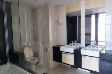 Dua Sentral Residential Tower