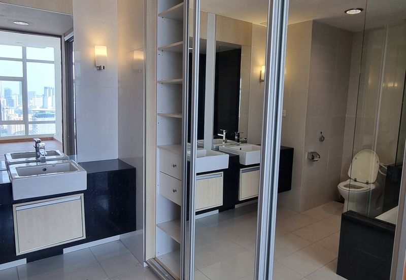 Dua Sentral Residential Tower