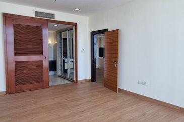 Dua Sentral Residential Tower