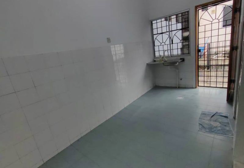 Taman Saujana Puchong