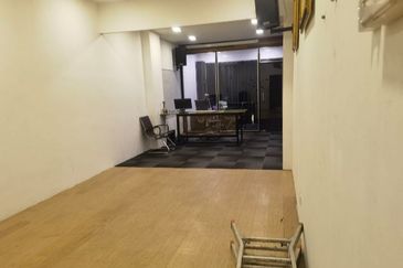 Parklane OUG Service Apartment