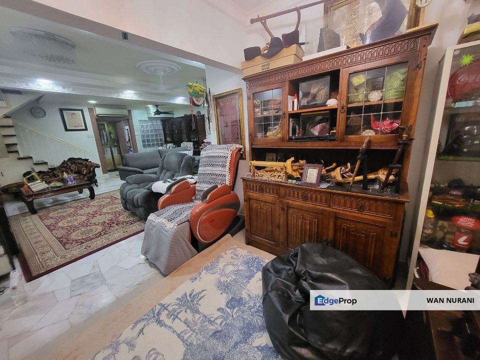 Open Facing Freehold Double Storey Terrace USJ 2, Subang Jaya For Sale, Selangor, USJ