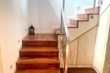 Seri Maya Condominium