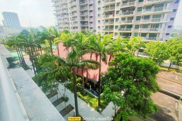 Indah Alam Condominium