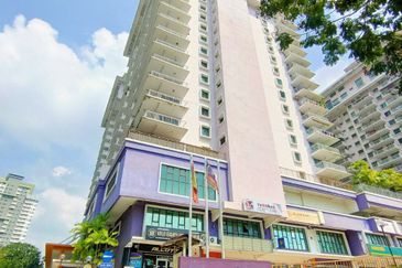Indah Alam Condominium