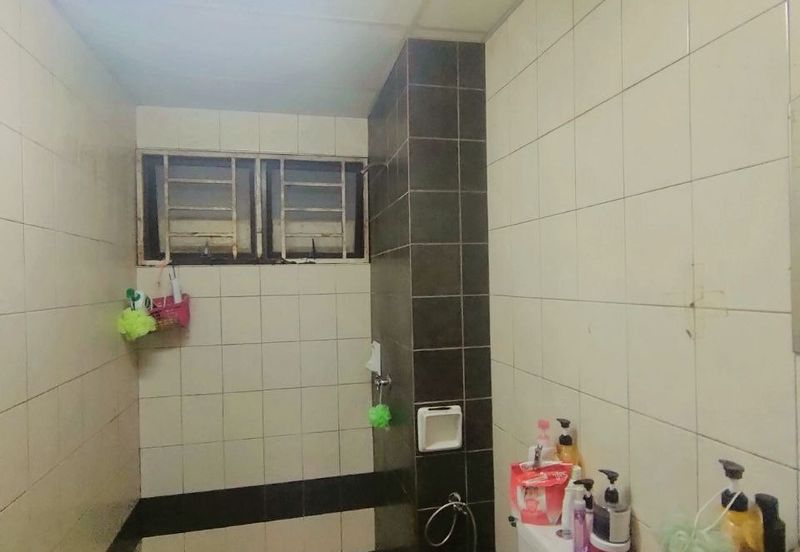 Indah Alam Condominium