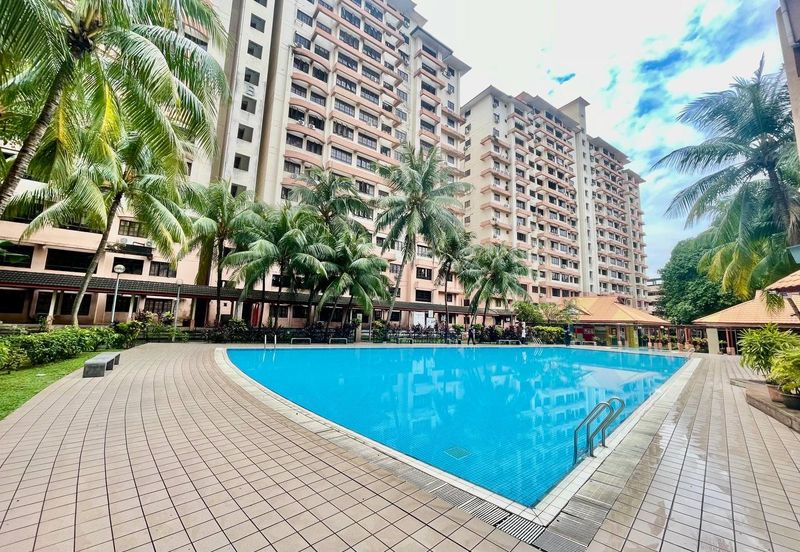 Bayu Tasik Condominium