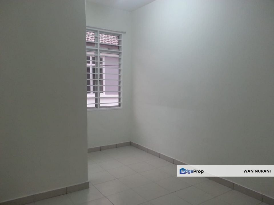 Double Storey House Taman Intan Baiduri, Salak Tinggi, Sepang For Sale, Selangor, Sepang