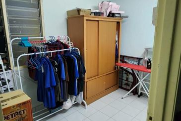 Pangsapuri Mawar Jaya