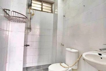 Tasik Heights Apartment