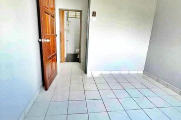 Tasik Heights Apartment