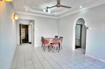 Tasik Heights Apartment