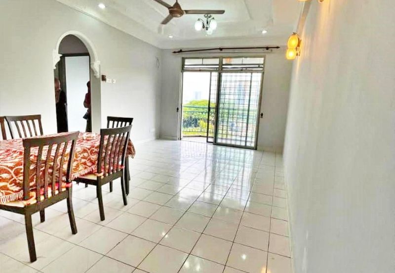 Tasik Heights Apartment