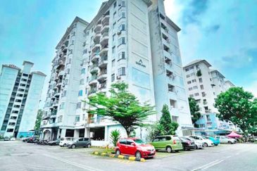 Tasik Heights Apartment