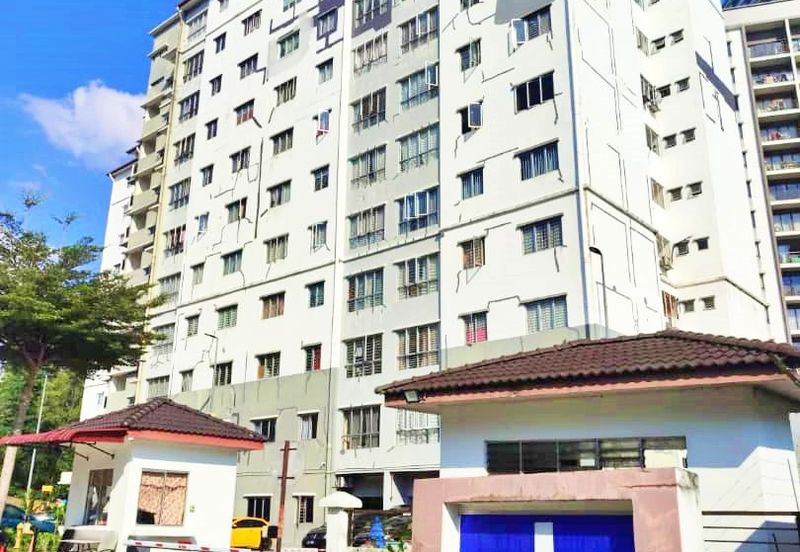 Sutera Apartment, Bandar Tun Hussein Onn