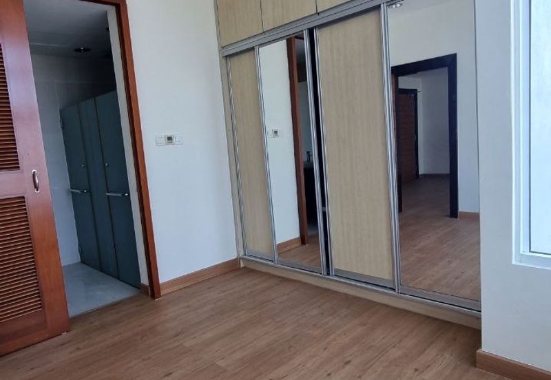 Dua Sentral Residential Tower