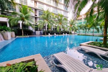 JALAN PUNCAK ALAM JAYA