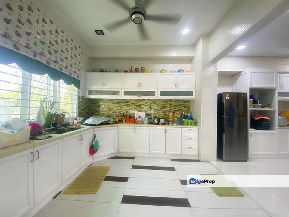 Vila Elemen Shah Alam Renovated Extended Bungalow, Selangor, Shah Alam