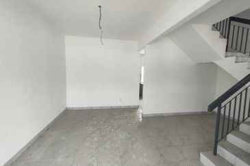 2 Storey Idaman Warisan Alam Perdana Puncak Alam