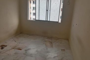 Residensi Warnasari 3