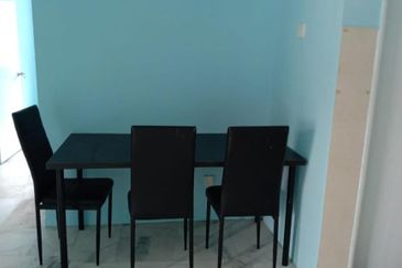 Residensi Warnasari 3