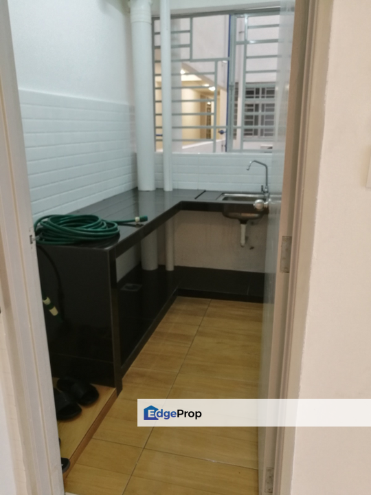 Sentrovue, Bandar Puncak Alam, Selangor nr Danau Perintis Jalan PPAJ, Selangor, Bandar Puncak Alam