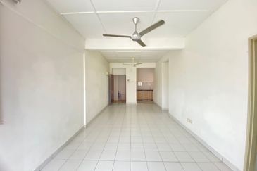 Alam Budiman Condominium (Pangsapuri Alam Budiman)