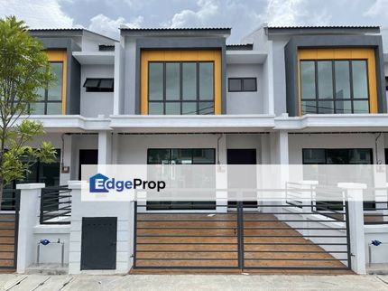 2 Sty Teres Saujana Perdana Saujana Utama Sungai Buloh nr Hillpark, Selangor, Sungai Buloh