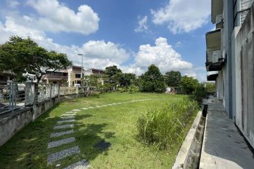 Sungai Buloh Country Resort