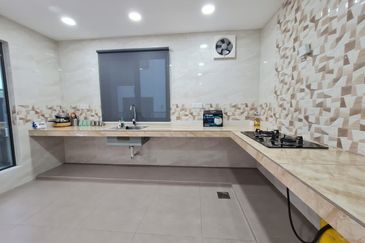 Hemingway Residence @ Bandar Seri Coalfields