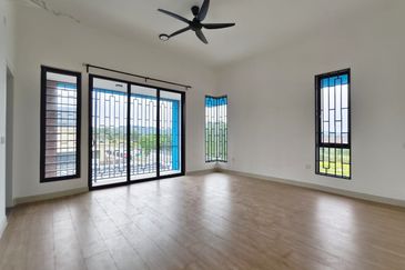 Elmina Green Three @ City of Elmina