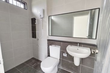 Elmina Green Three @ City of Elmina