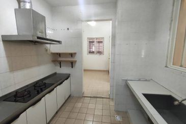 Long Car Porch 2 Storey Bukit Jelutong U8 Shah Alam Jalan Ubin