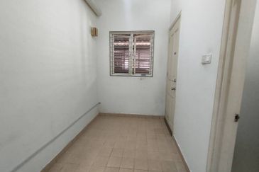 Long Car Porch 2 Storey Bukit Jelutong U8 Shah Alam Jalan Ubin