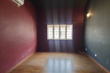 Long Car Porch 2 Storey Bukit Jelutong U8 Shah Alam Jalan Ubin