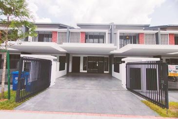 Elmina Green Three @ City of Elmina