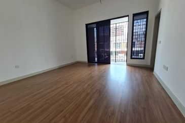 Elmina Green Three @ City of Elmina