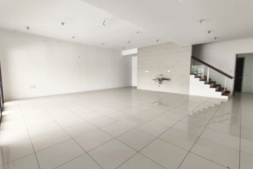 Viana at Elmina Gardens