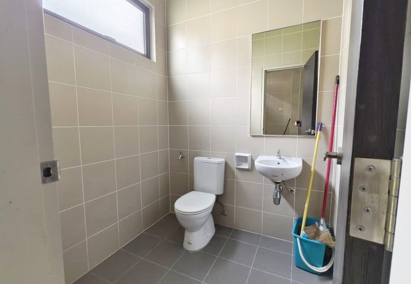 Viana at Elmina Gardens