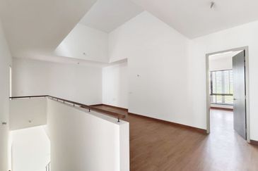 Viana at Elmina Gardens