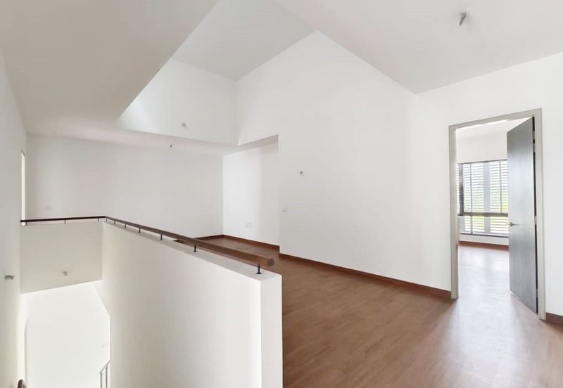 Viana at Elmina Gardens