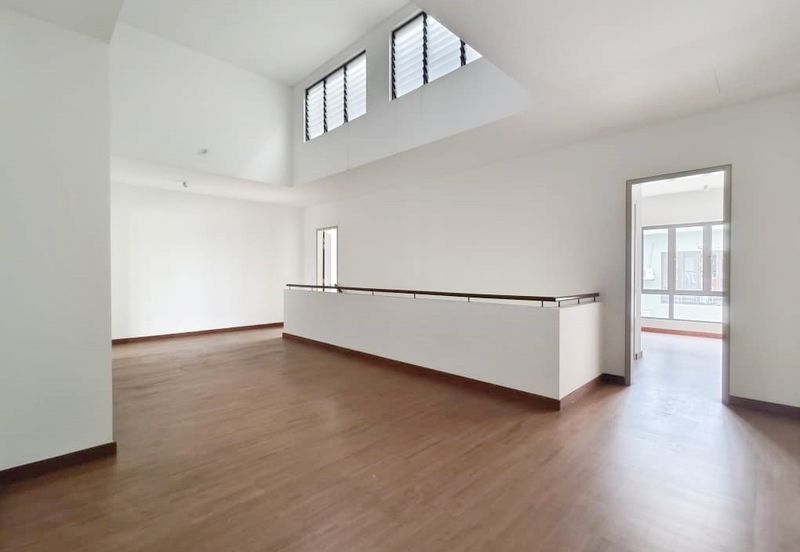 Viana at Elmina Gardens