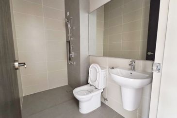 Viana at Elmina Gardens