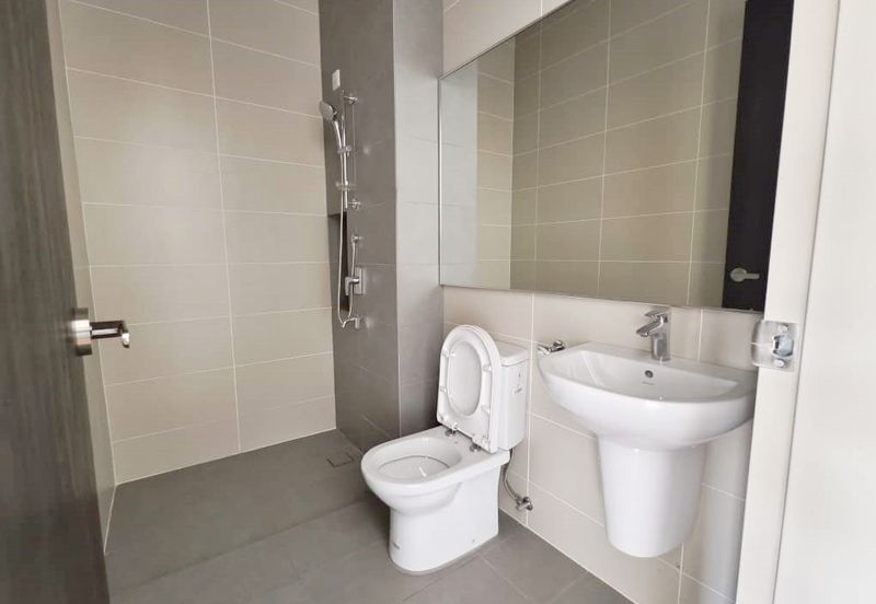 Viana at Elmina Gardens