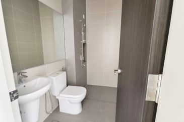 Viana at Elmina Gardens